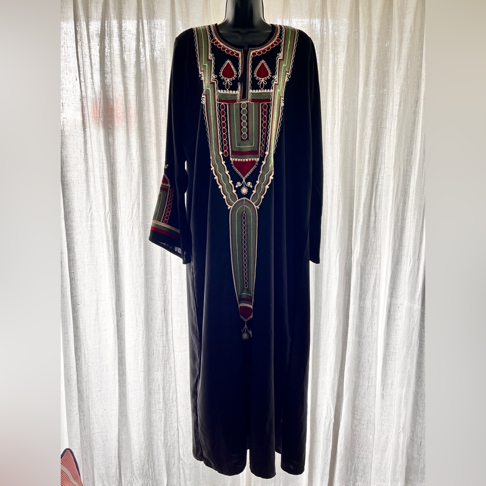 Vintage Embroidered Kaftan